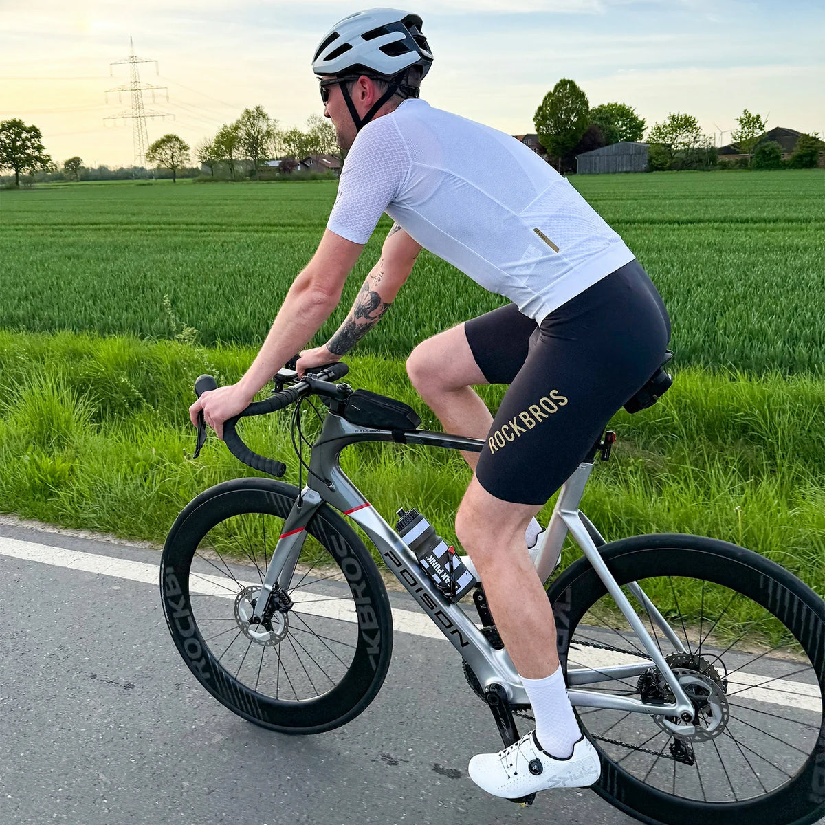 ROCKBROS Cuissard à bretelles de cyclisme avec coussin de selle pour homme, sans couture respirant