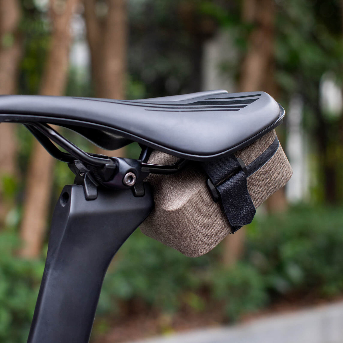 ROCKBROS Sacoche de selle de vélo Légère Compacte Imperméable Vélo de route VTT