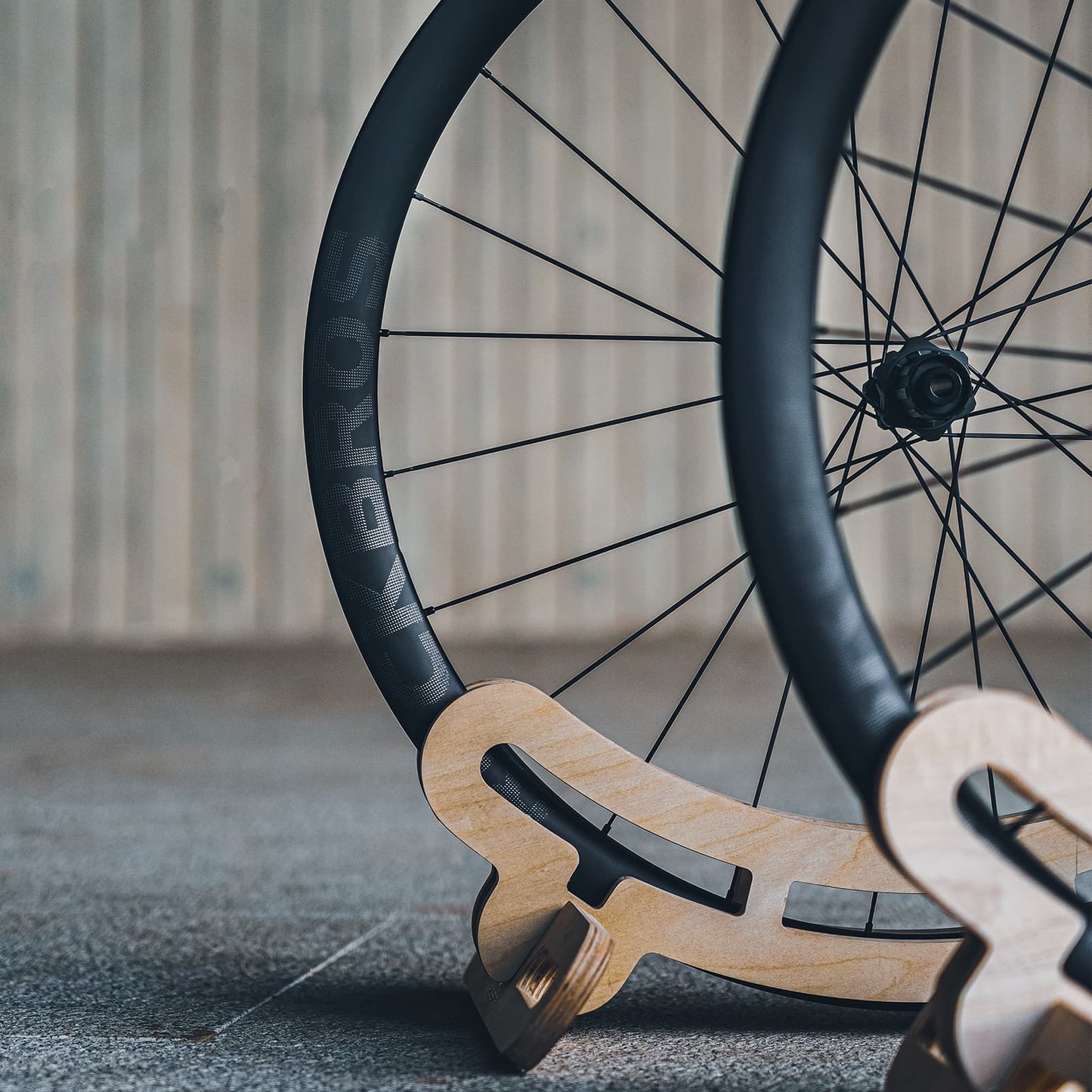 Roues en carbone 700C, axe traversant de 38 mm pour freins à disque, pour vélo de route ROCKBROS