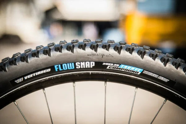 VEE Tire FLOW SNAP 27.5 X 2.35 TC pneu souple EC